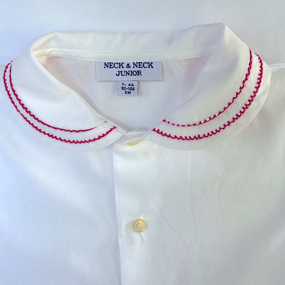 VINTAGE NWOT SPAIN NECK & NECK JUNIOR WHITE SHORT SLEEVE SHIRT RED TRIM 4TUNISEX - Picture 4 of 11